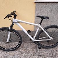 MTB ruote da 29 leggera