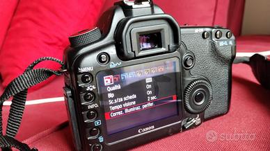 reflex canon 5d Mark 2 18000scatti