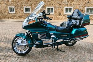 honda goldwing gl 1500 1996 targa oro