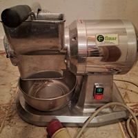 macina pane e formaggio professionale