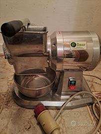 macina pane e formaggio professionale