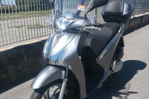 Honda SH 150 Grigio anno 2016
