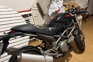 Ducati monster 620 dark