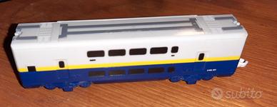 Vagone treno Tomy serie E4 Shinkansen Max