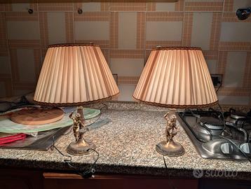 Coppia di abat-jour classiche con putti – eleganti