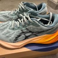Asics Novablast 3 misura 43,5