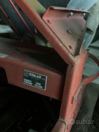 Spandiconcime CMAC vulcano300