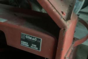 Spandiconcime CMAC vulcano300