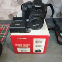 FOTOCAMERA CANON 1200D COME NUOVA COMPRESA E ZAINO