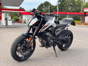 Ktm Duke 790