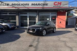 Audi Q3 35 2.0 tdi s-tronic