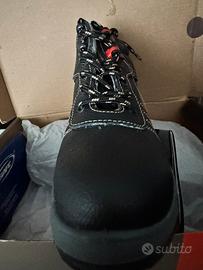 Scarponcino antinfortunistico