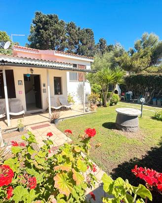 Capoterra Torre degli Ulivi B casa a 40 m dal mare