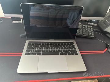 MacBook Pro 13