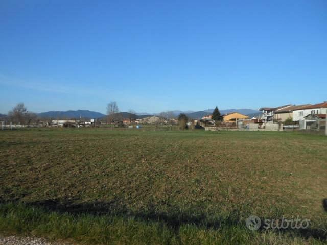 Terreno di 2400 m² a Pietramelara - Altro