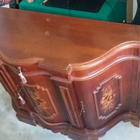 Credenza in arte povera