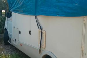 Camper semi-integrale