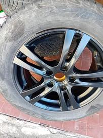 Cerchi in lega da 16 5 fori e gomme Suzuki Vitara