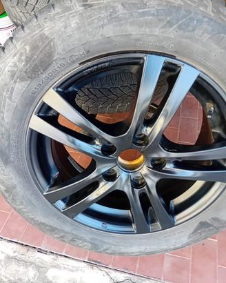 Cerchi in lega da 16 5 fori e gomme Suzuki Vitara