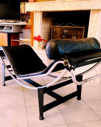 chaise longue 