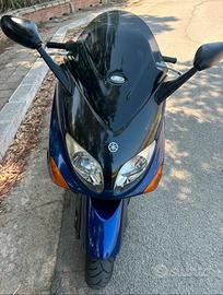 Yamaha t max 500