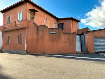 Casa singola con cortile privato di proprietà