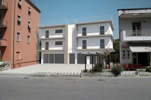 Locale commerciale Negozio Ristorante