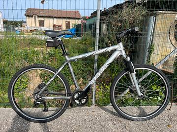 Mountan bike giant