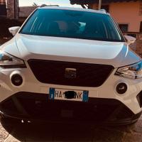 Pari al nuovo seat arona blak edicion