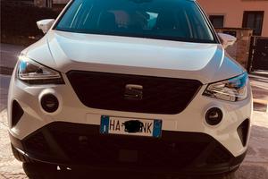 Pari al nuovo seat arona blak edicion