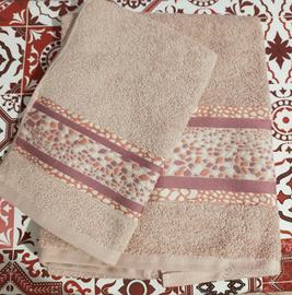 Asciugamani bagno: viso + ospite