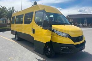 Scuolabus Iveco Daily anno 2021