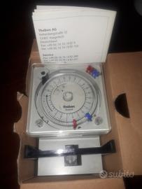 Orologio mono contatto.
THEBEN - INTERUTTORE ORARI