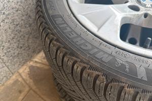 Cerchi BMW originali 17 + Michelin Alpin 7  nuove