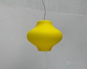 Lampada gialla Cina di Arteluce
