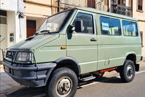 Daily 4x4 9posti