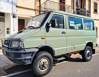 Daily 4x4 9posti