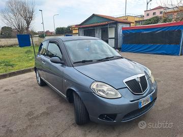 Lancia Ypsilon 1.2 GPL