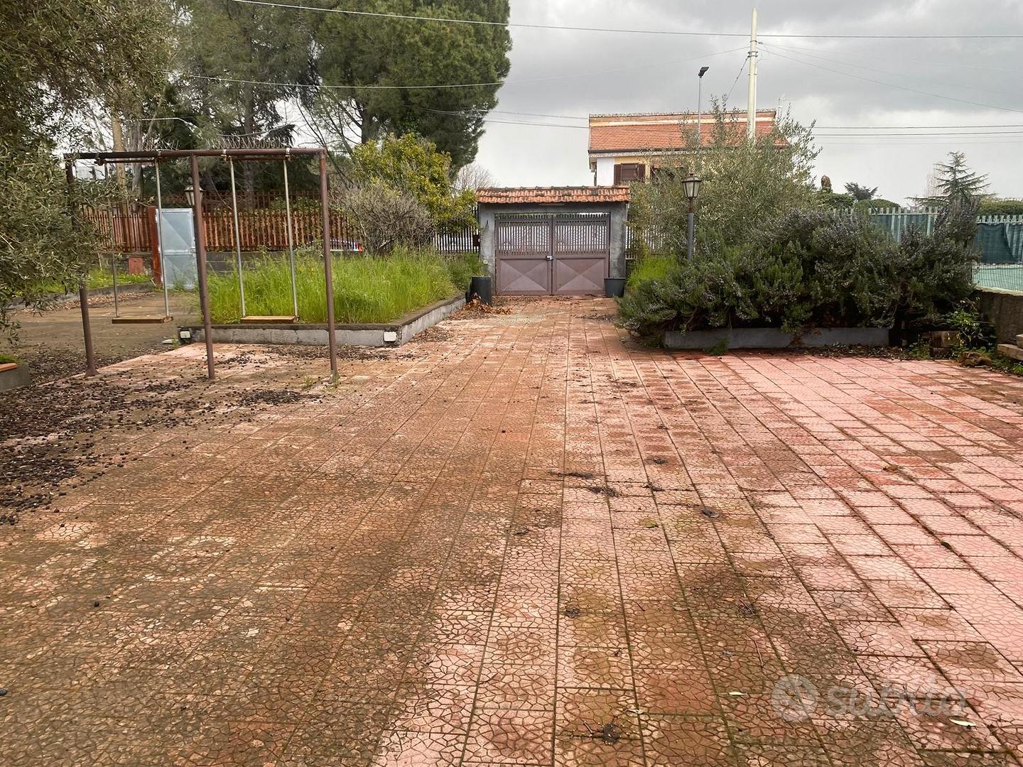 Terreno con casa/deposito via Zancle Mascalucia - Vista 5