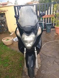 Honda Silver Wing 600 - 2010