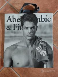 Busta originale negozio New York Abercrombie & F.