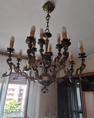 LAMPADARIO ANTICO IN ARGENTO 