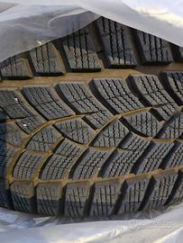 GOMME  225/45 R19  GOODYEAR UNTRAGRIP 96V INVER