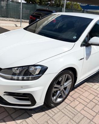 Volkswagen Golf 1.6 TDI R-Line - GARANZIA