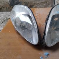 Fanali anteriori fiat grande punto