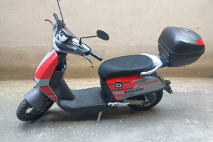 Scooter elettrico cux ducati