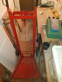 carrello porta damigiane con sollevatore