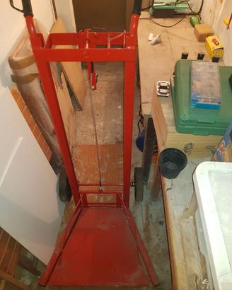 carrello porta damigiane con sollevatore