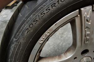 4 ruote cerchi momo 205 55 16