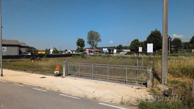 Terreno 2000mq fronte Strada Statale